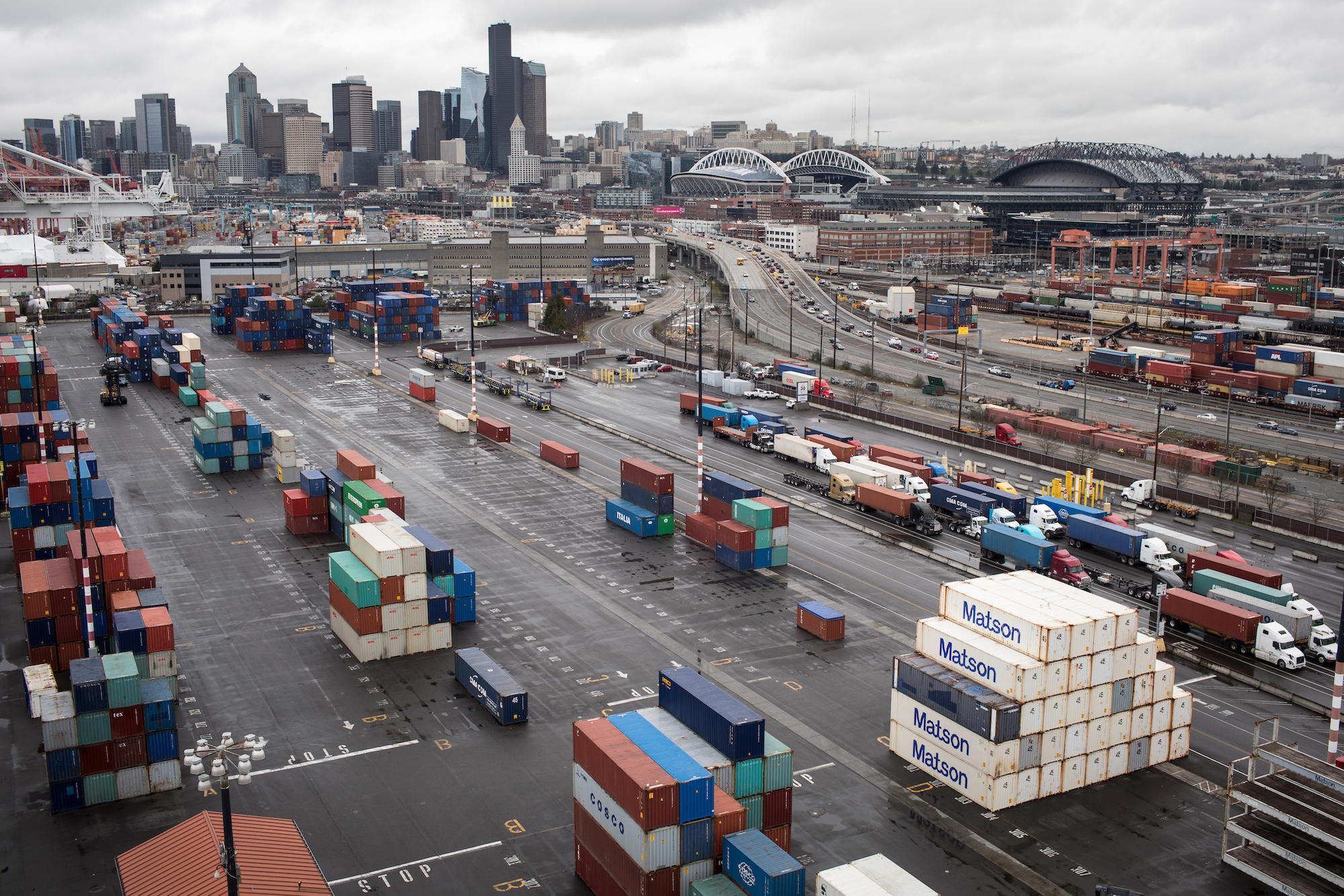 Seattle waterfront and skyline