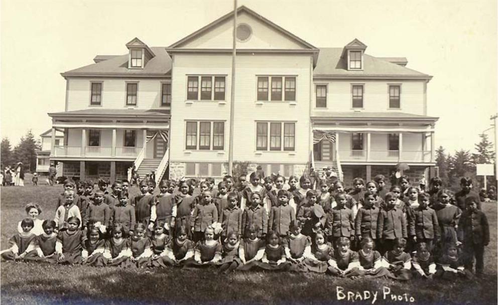Children in front of girls’ dormitory building, Tulalip Indian School, 1912. (Courtesy of MOHAI, 88.11.13)