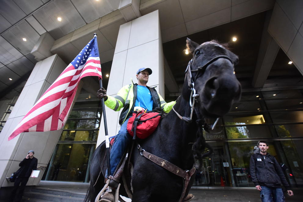 OR: Oregon Standoff Defendants Found Not Guilty