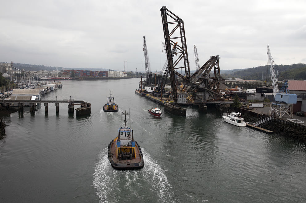 Boats sailing down the Duwamish River