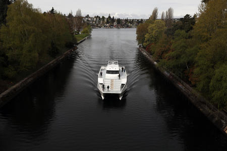 Water taxi coming through the Montlake Cut