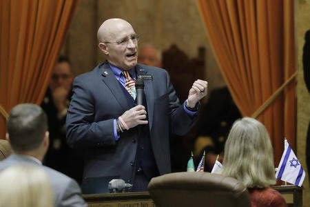 A picture of Washington state Rep. Brad Klippert speaking at the Legislature.