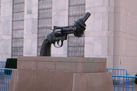 gun_sculpture2.jpg